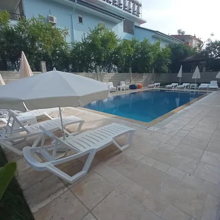 Havuz Manzarali Apartman *